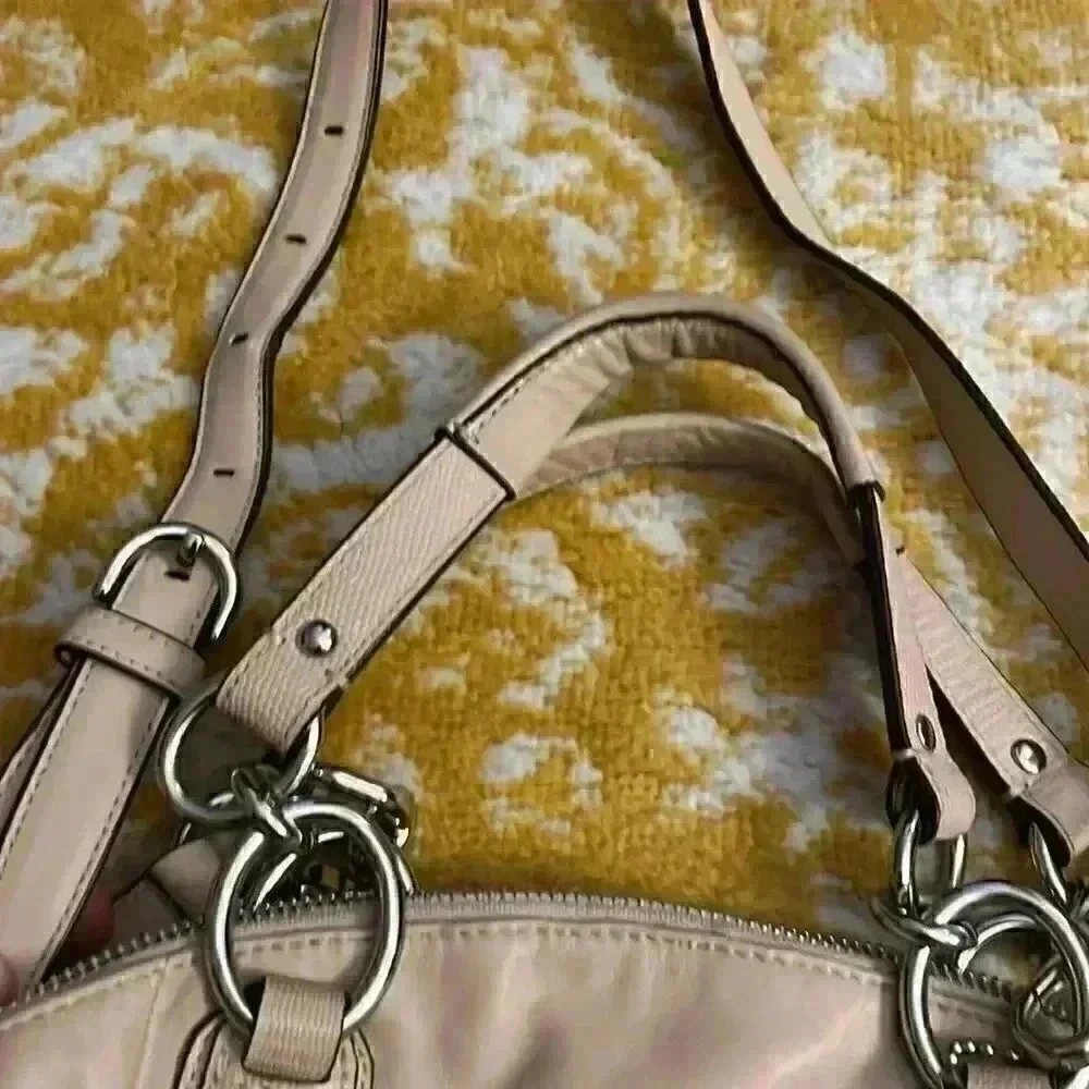 Coach leather shoulder bag purse